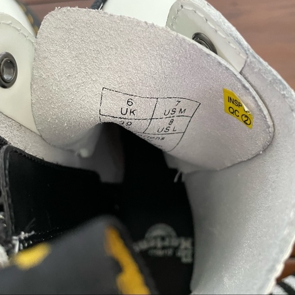 Dr Martens Jadon Smooth Leather White Platform Boots Size 8 - Picture 7 of 8